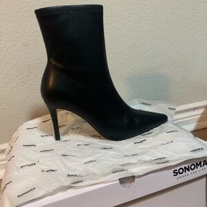 Sonoma Black Pointed-Toe Stiletto Ankle Boots